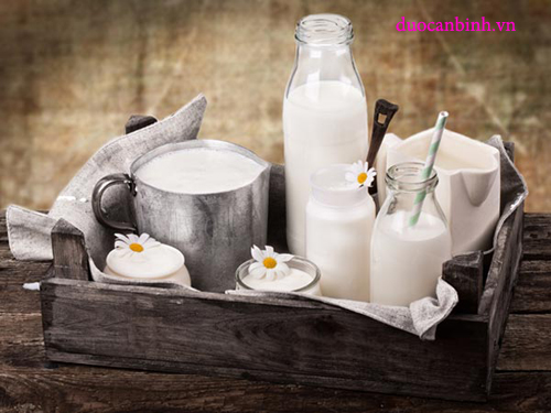 Sữa giúp bổ sung canxi cho bà bầu